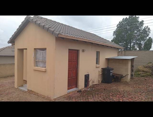 2 BEDROOM HOUSE FOR SALE IN KYA SANDS
